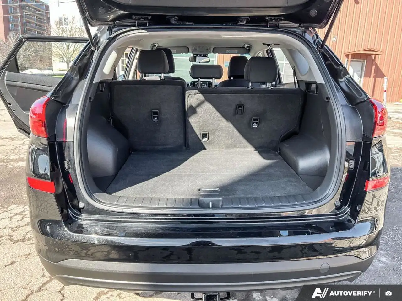 Hyundai TUCSON снимка Hyundai TUCSON