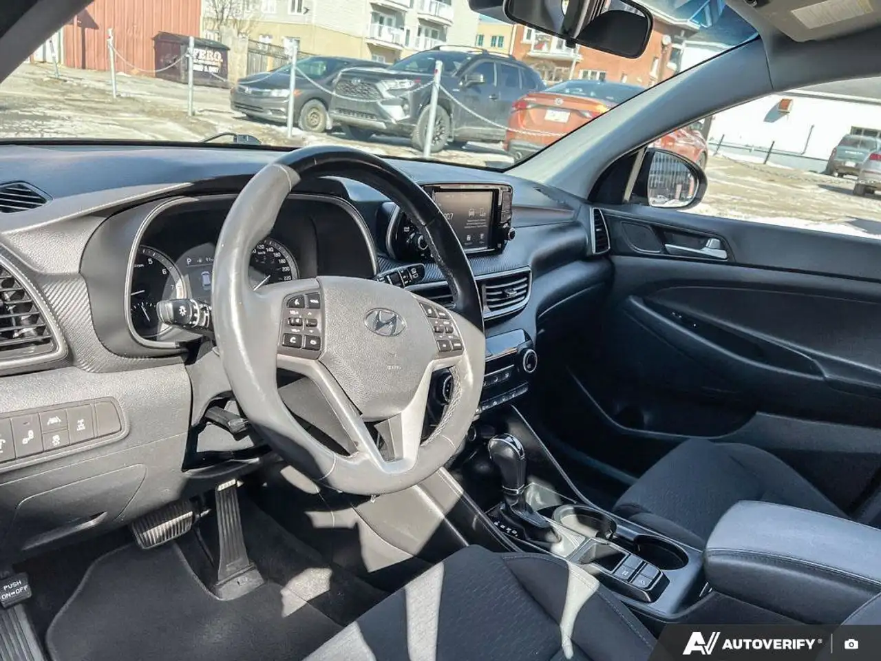 Hyundai TUCSON снимка Hyundai TUCSON