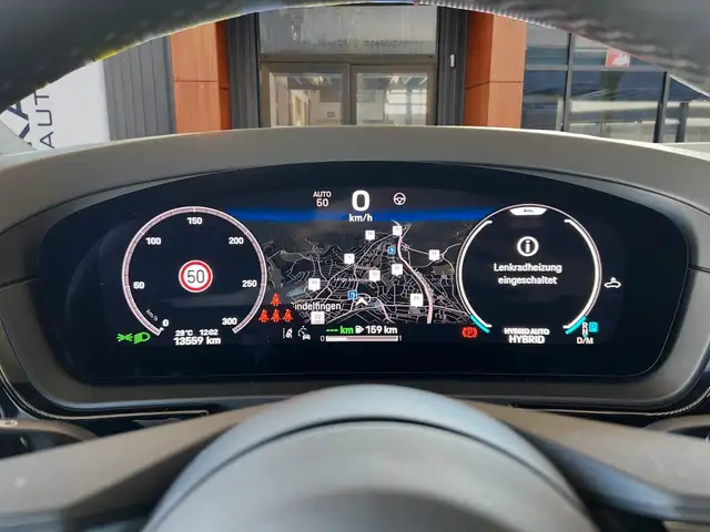 Porsche Cayenne view 10