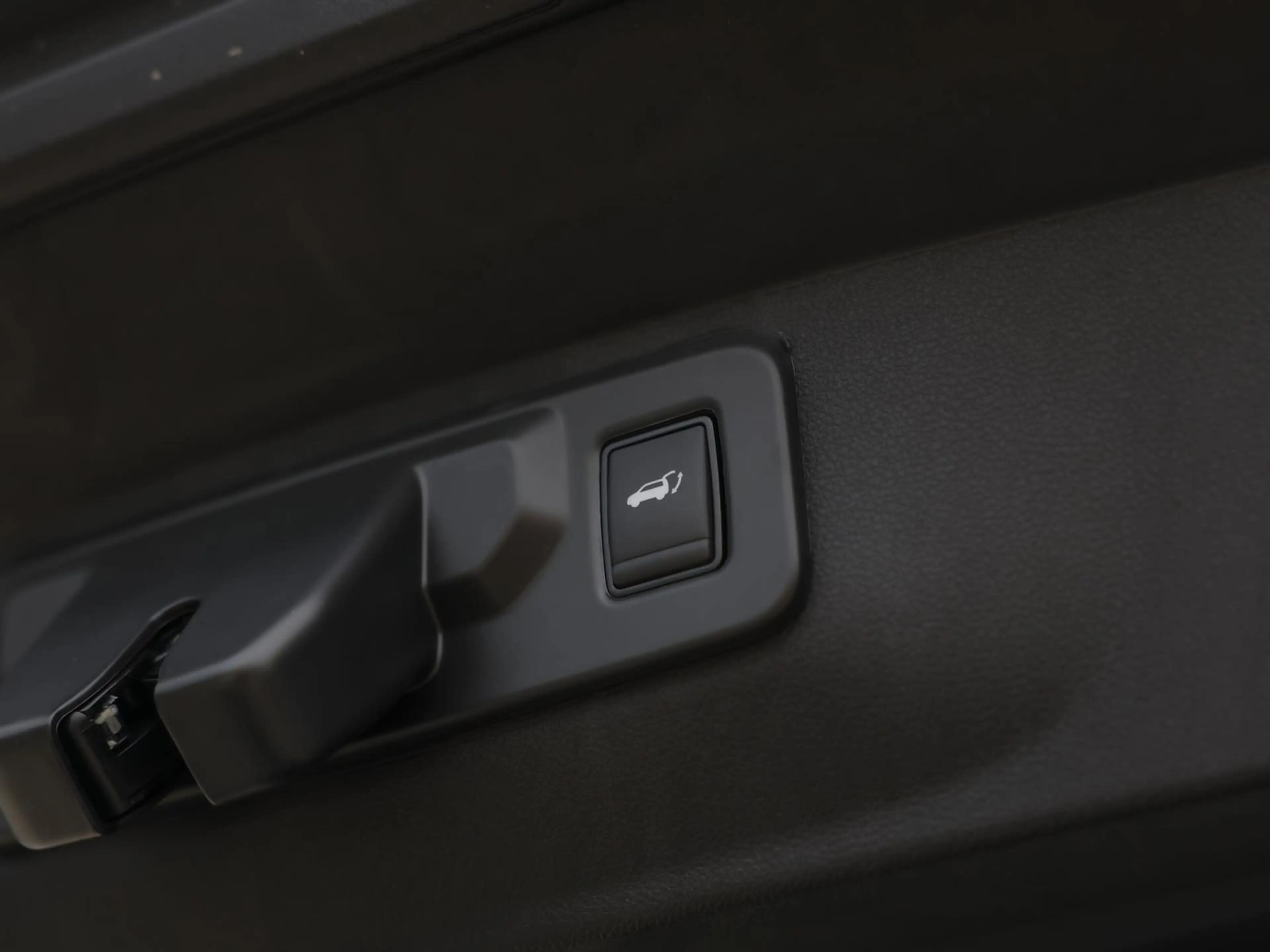 Renault Rafale Esprit Alpine PHEV 4x4 GJR Harman Kardon — photo 11