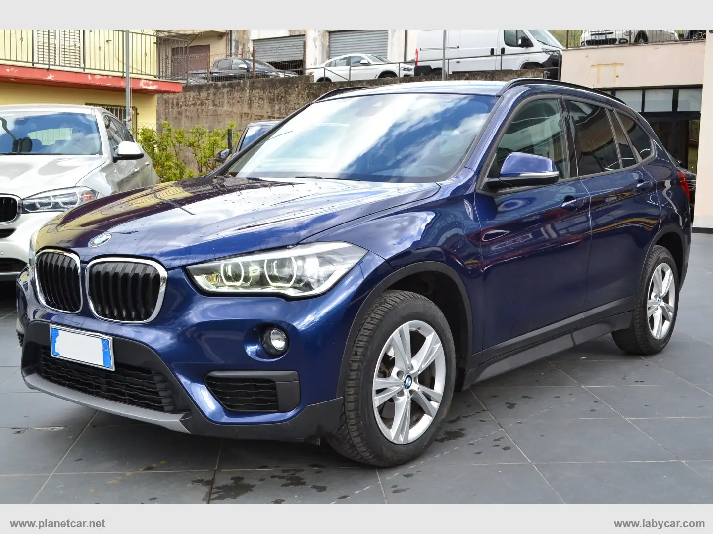BMW X1 sDrive18d Advantage Bleu - 1