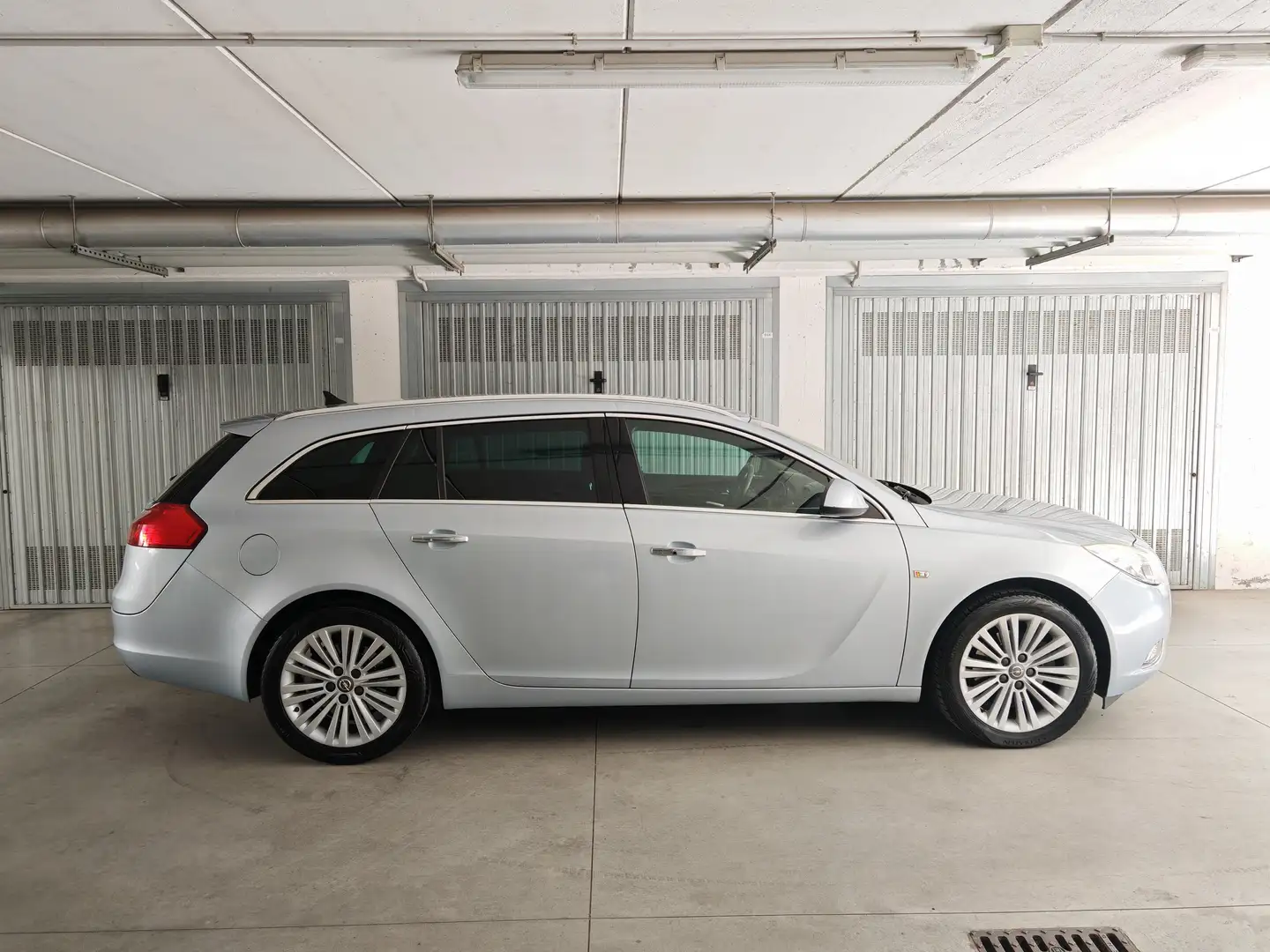 Opel Insignia Opel Insignia Sports Tourer Cosmo 2.0 CDTI 160CV Argento - 1