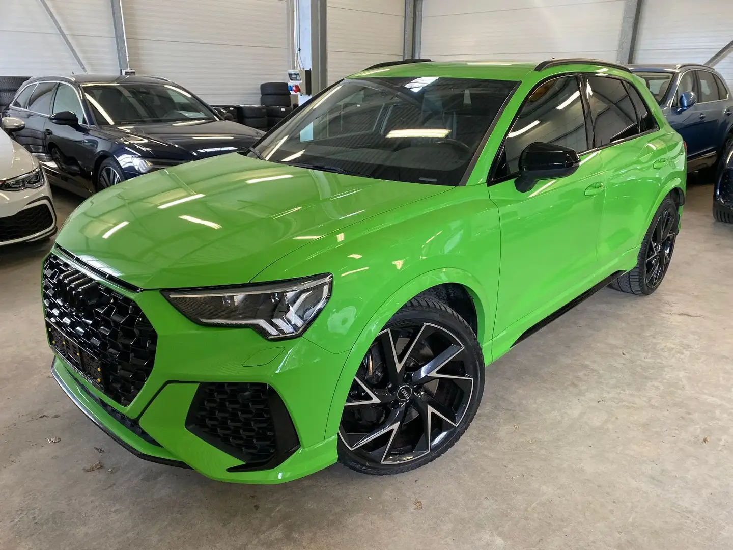 Audi RS Q3 2.5 TFSI quatt ACC LED-MATRIX B&O Kam RS-AG Zelená - 1