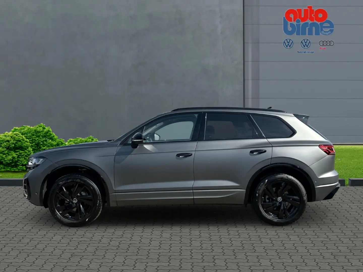 Volkswagen Touareg 3.0 V6 TDI R-Line 4Motion BlackStyle HUD StandHZG Grau - 2