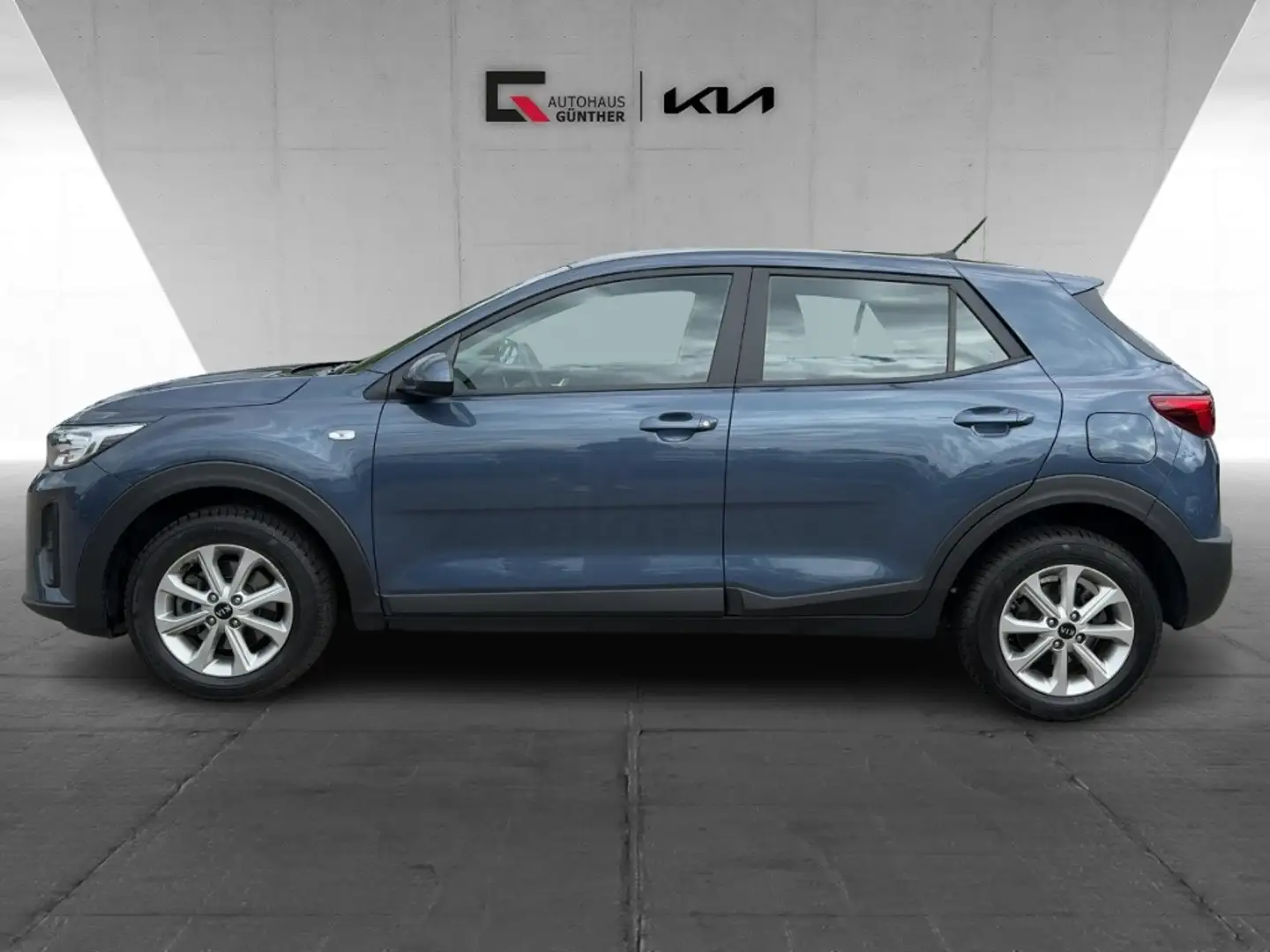Kia Stonic Edition 7 EU6d-T 1.2 SitzHzg. DAB Синій - 2