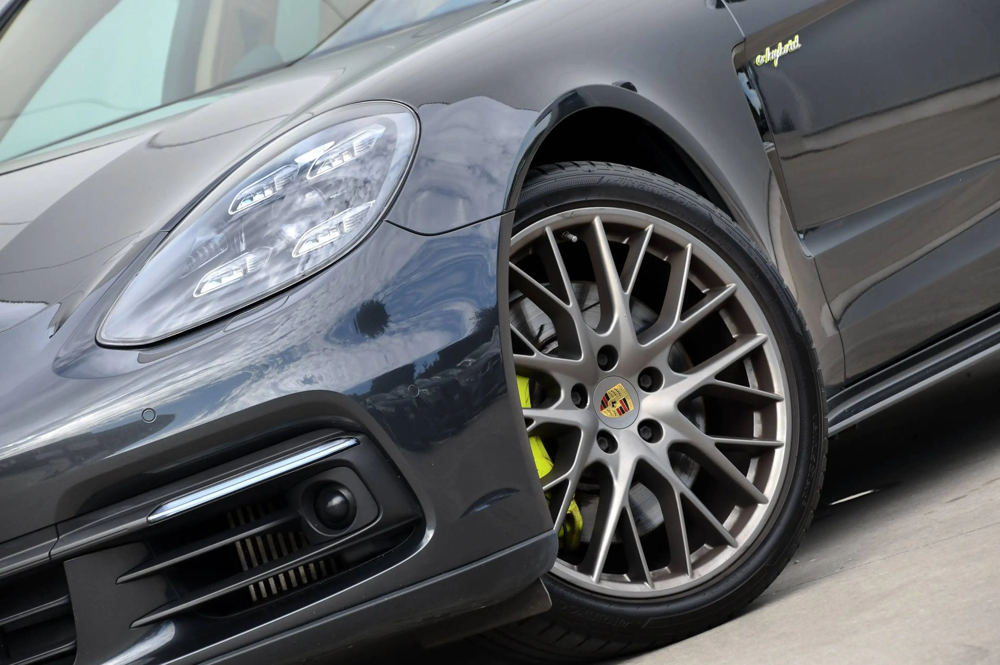 Porsche Panamera 4 e-Hybrid l Pano Dak l Luchtvering l Sportuitlaat — photo 13