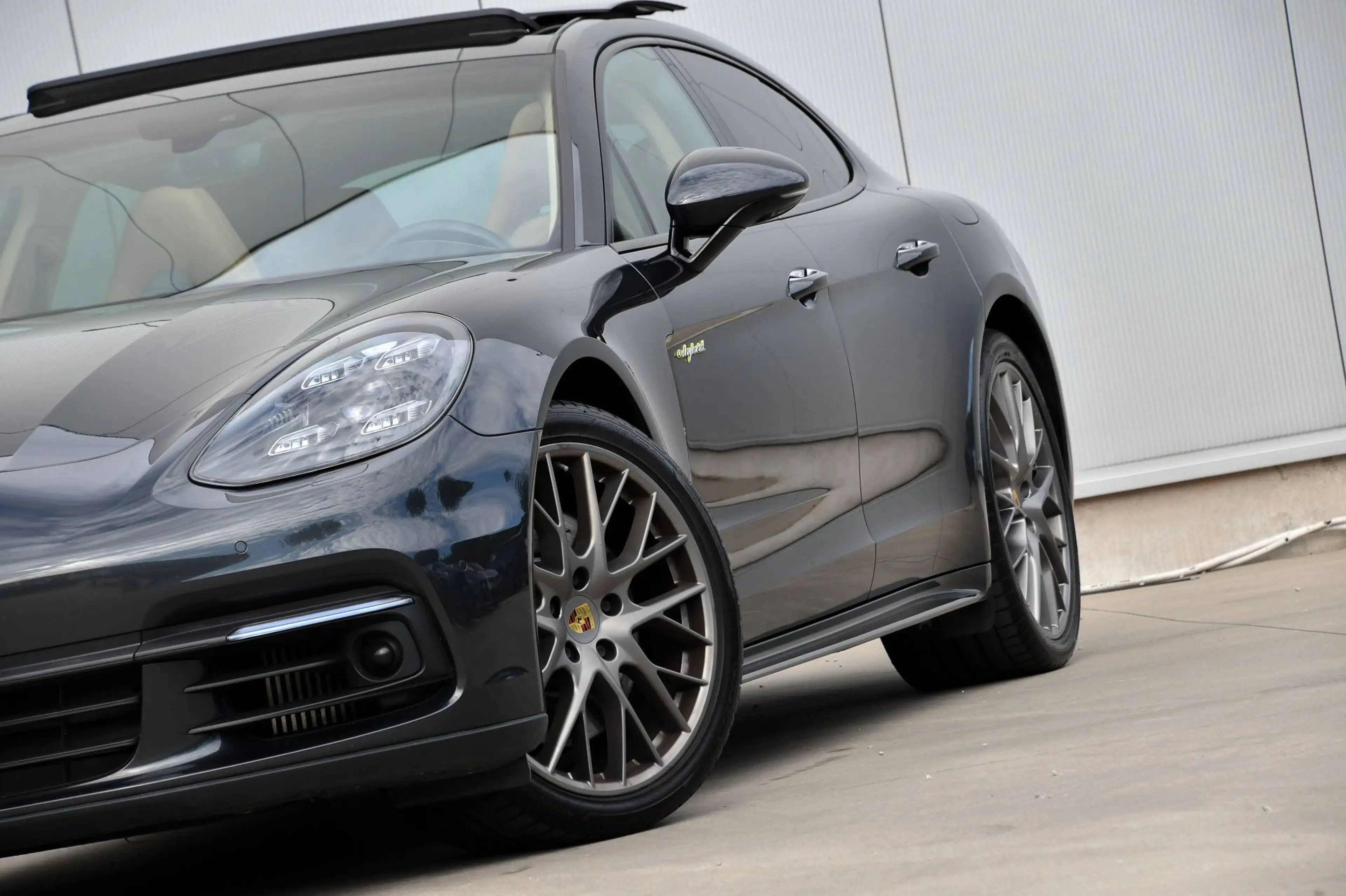Porsche Panamera 4 e-Hybrid l Pano Dak l Luchtvering l Sportuitlaat — photo 12