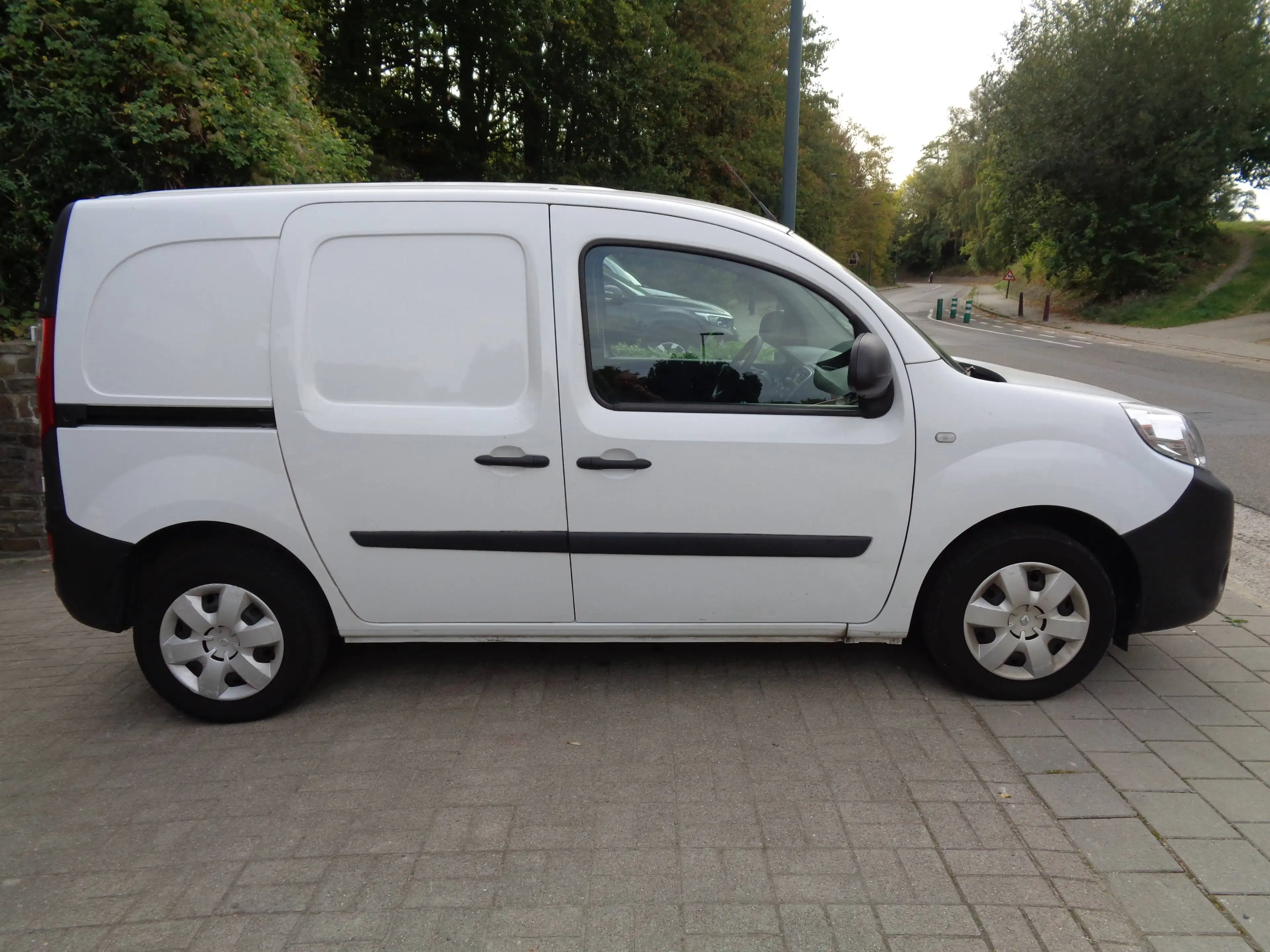 Renault Kangoo 3 places, Prêt immatriculer, LEZ bxl jusque 2030 *9.800+TVA* — photo 6