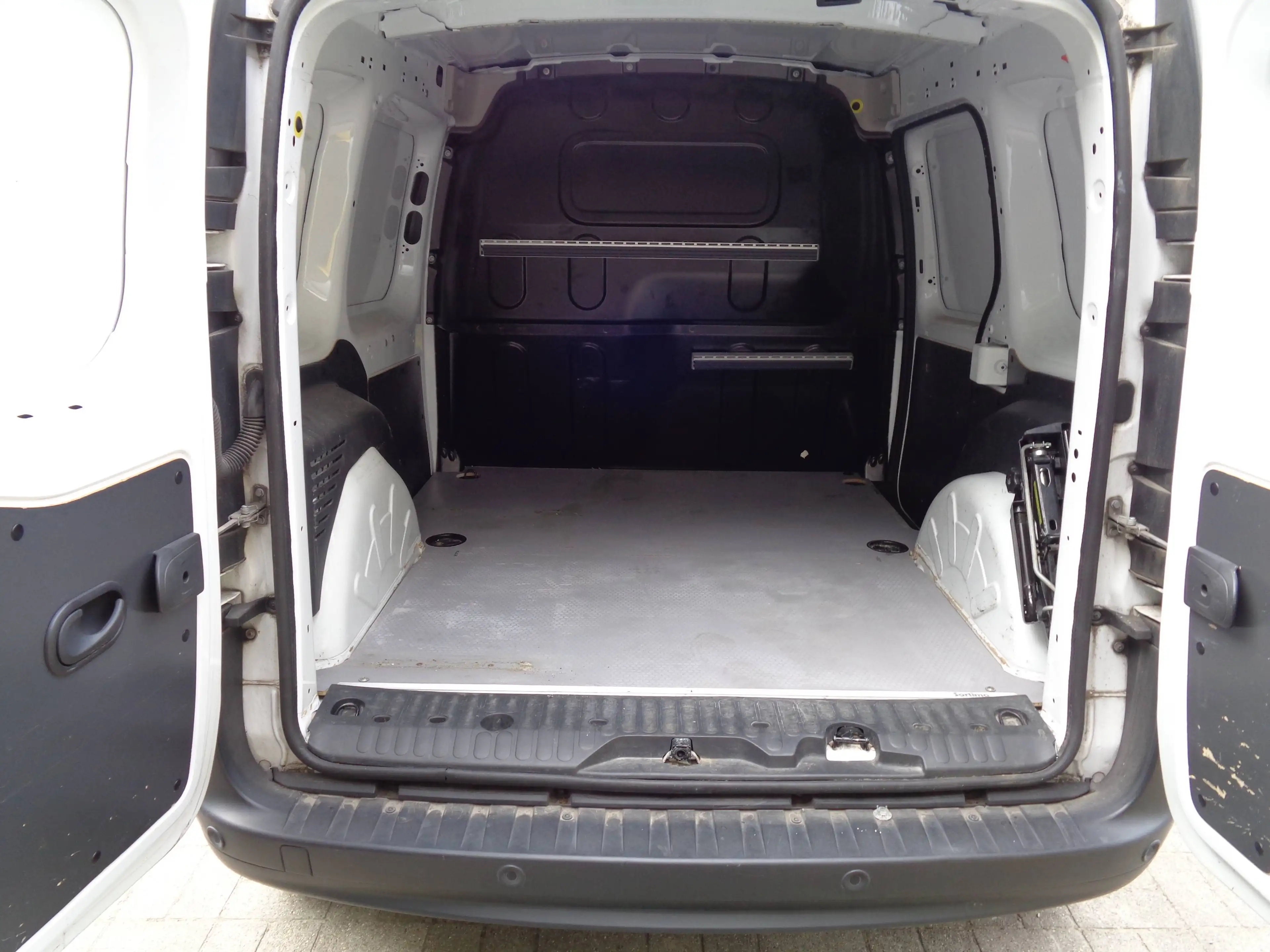 Renault Kangoo 3 places, Prêt immatriculer, LEZ bxl jusque 2030 *9.800+TVA* — photo 12