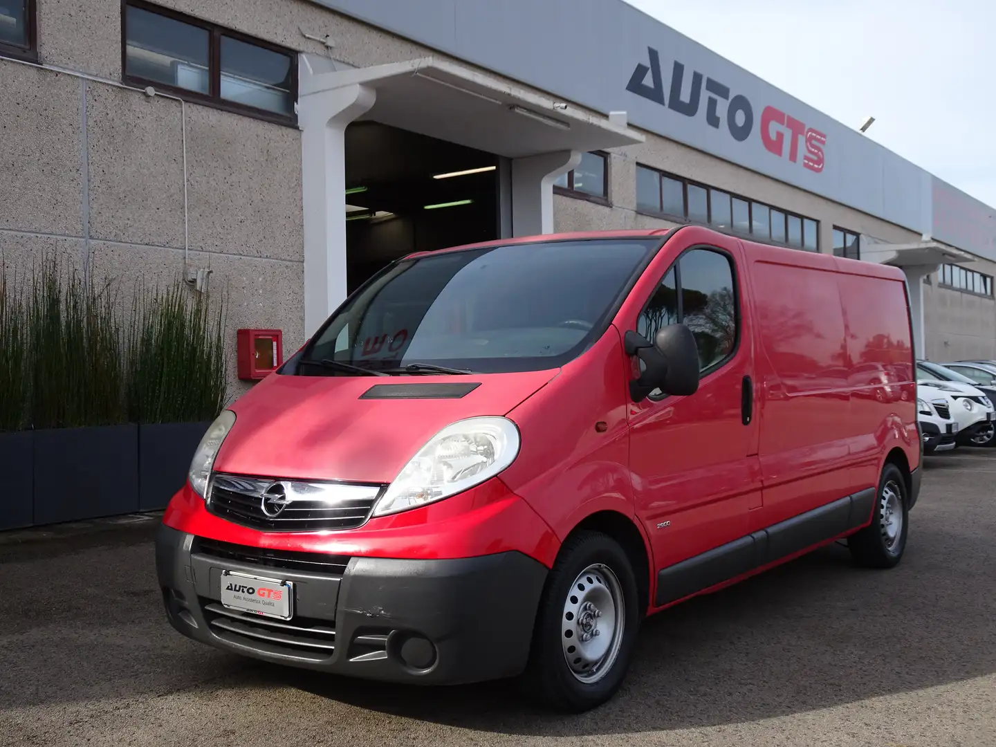 Opel Vivaro 2.5 CDTI PC-TN Furgone Fap Frigo IVA INCLUSA Rosso - 1