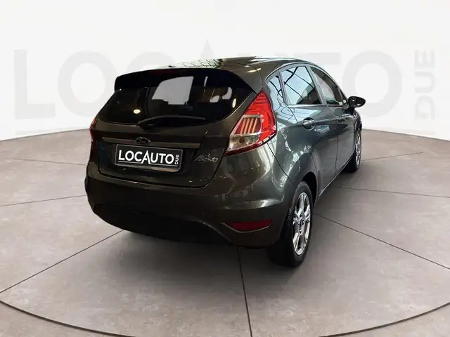 Ford Fiesta view 4