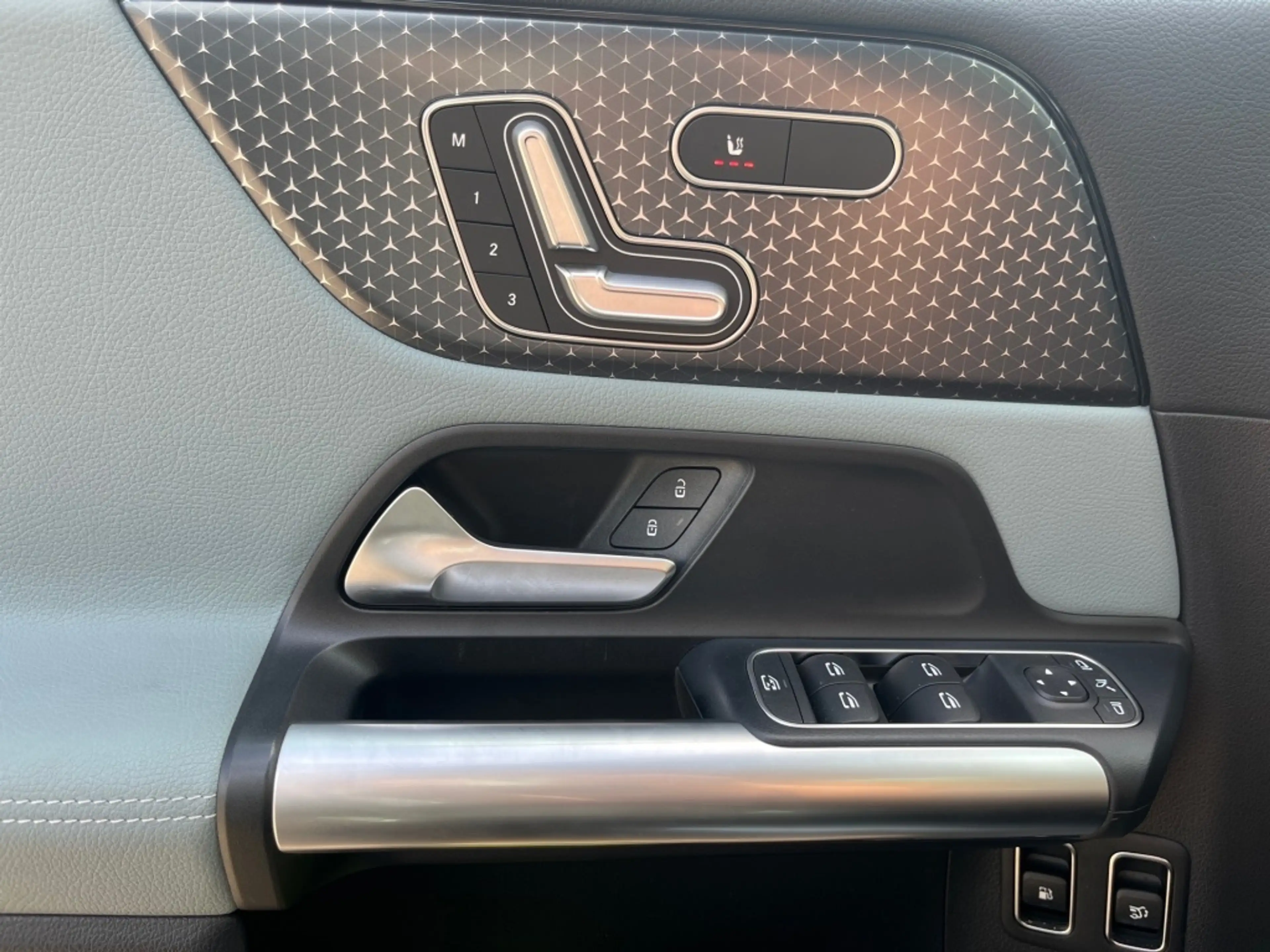 Mercedes-Benz B 250 e BURM+Mbeam+Memory+Progressive+MBUX — photo 6