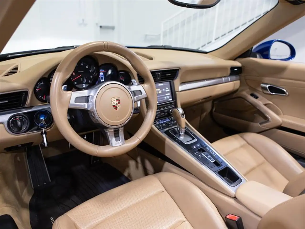 Porsche 911 снимка Porsche 911
