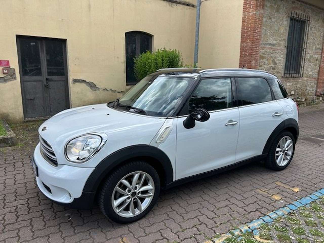 MINI Cooper D Countryman Mini Countryman 2.0 Cooper D Business auto E6