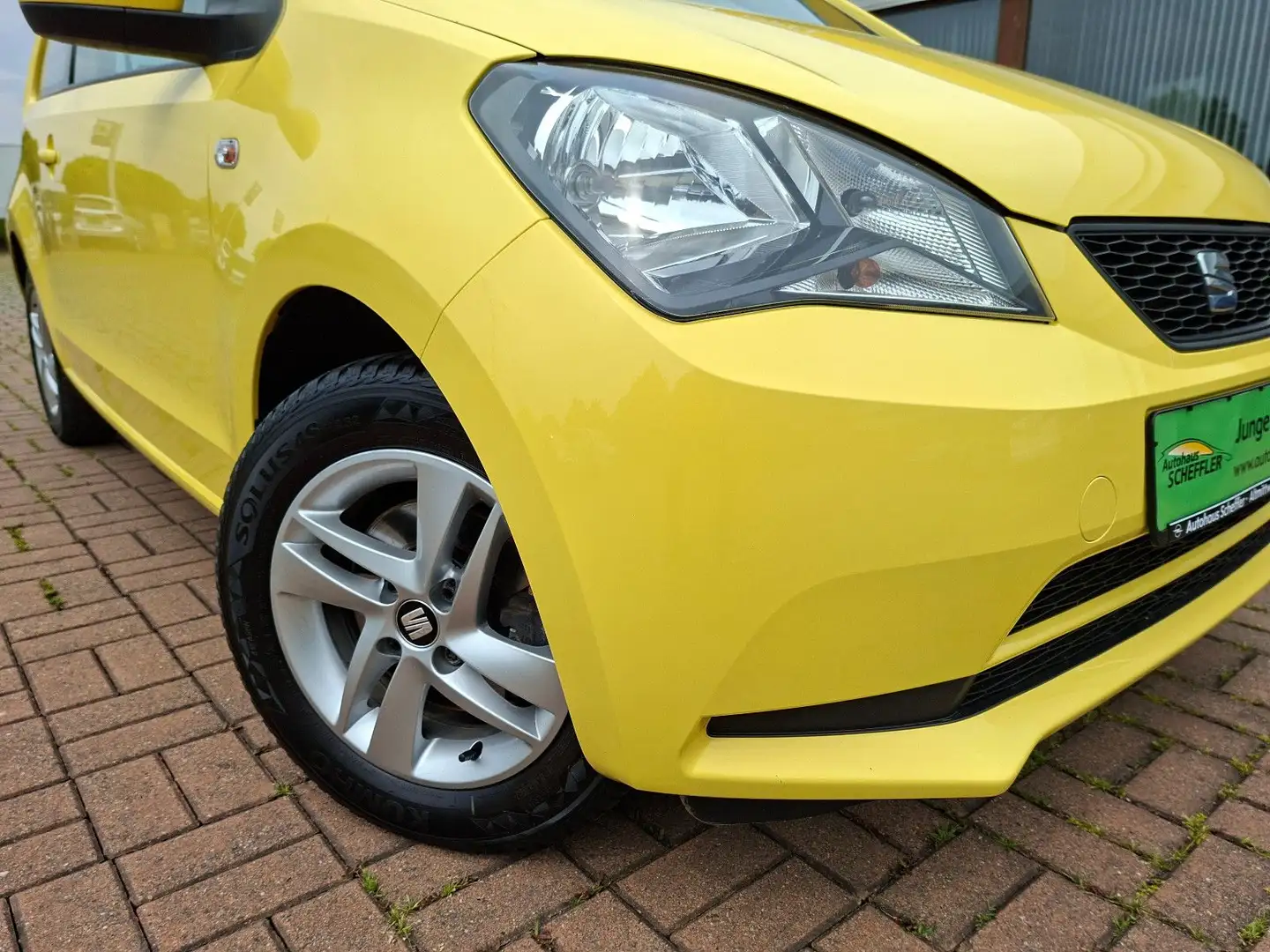SEAT Mii Sun+KLIMA+PDC+TEMPOMAT+SOUNDSYSTEM+ALU´S+ Jaune - 2