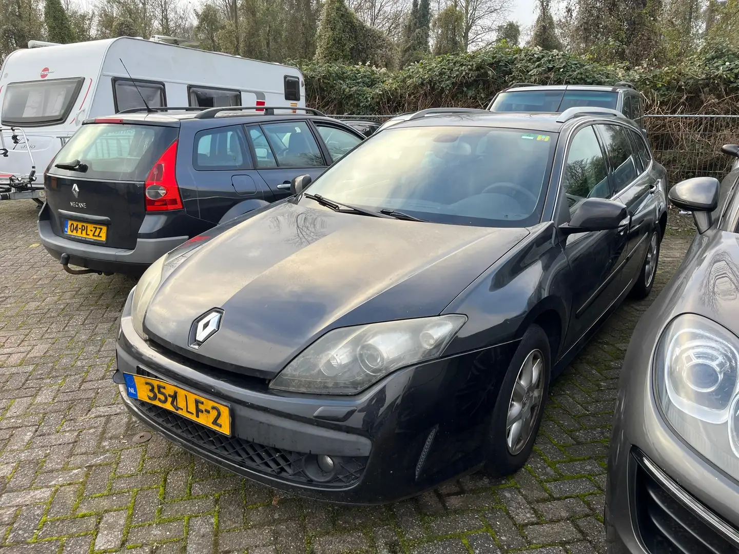 Renault Laguna Estate 2.0 dCi Dynamique Defect Zwart - 1