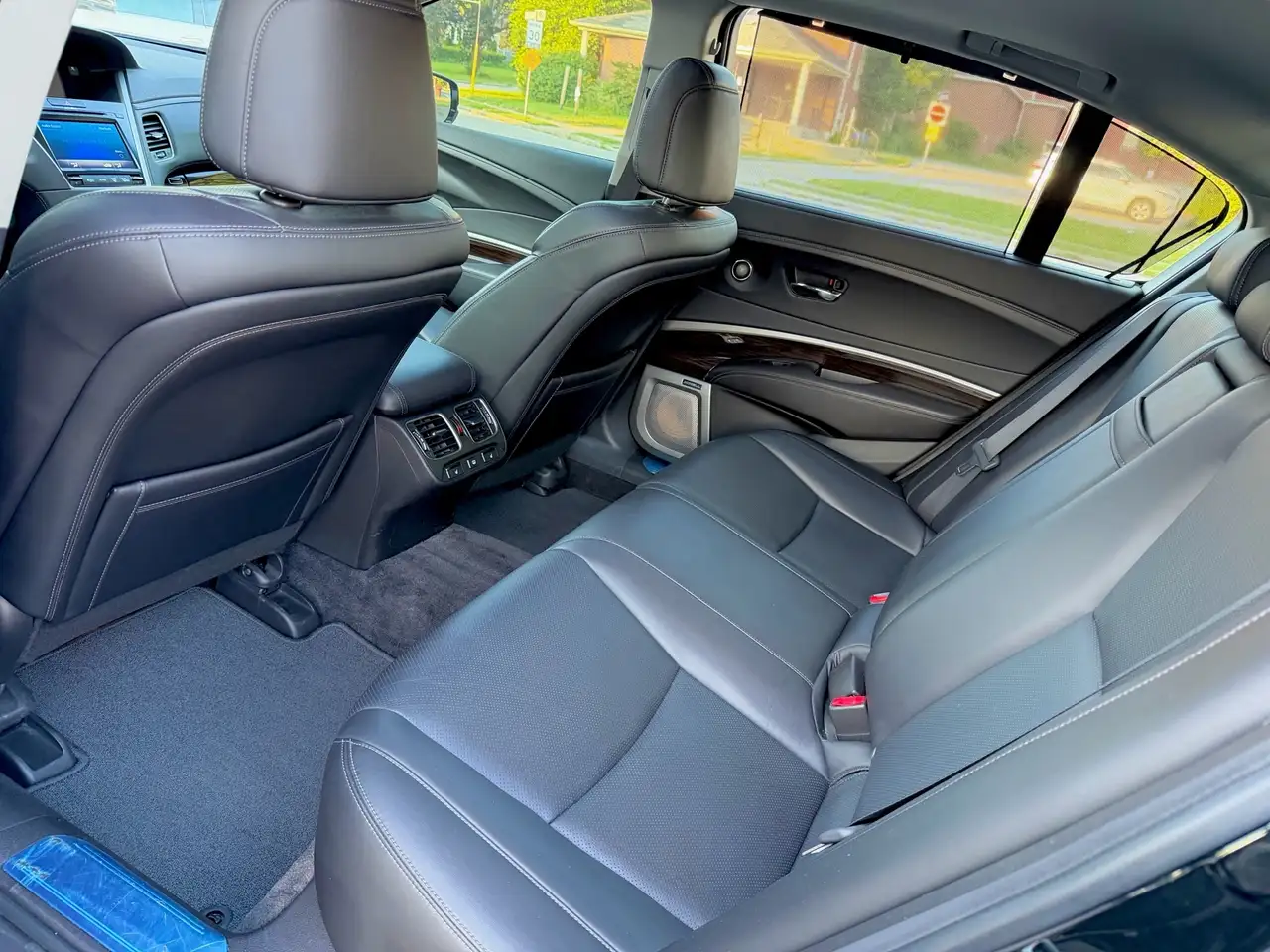 Acura RLX снимка Acura RLX