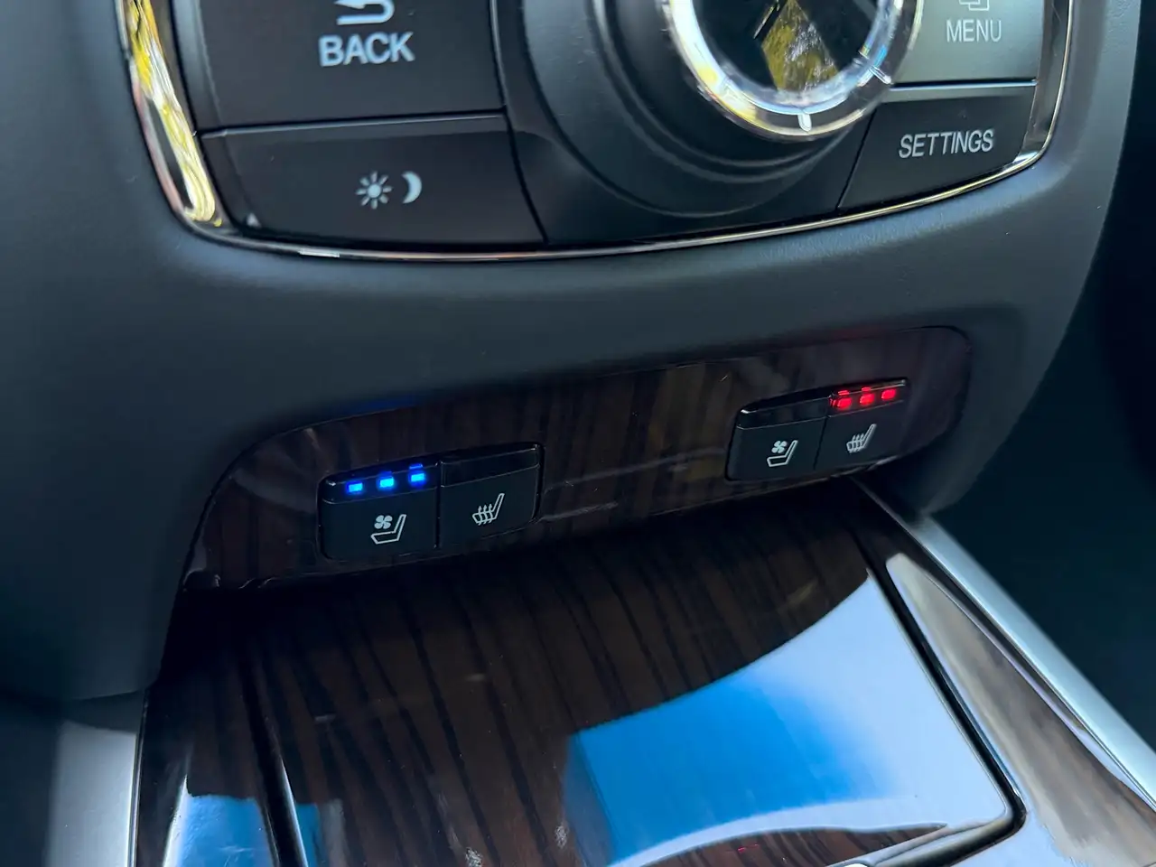 Acura RLX снимка Acura RLX
