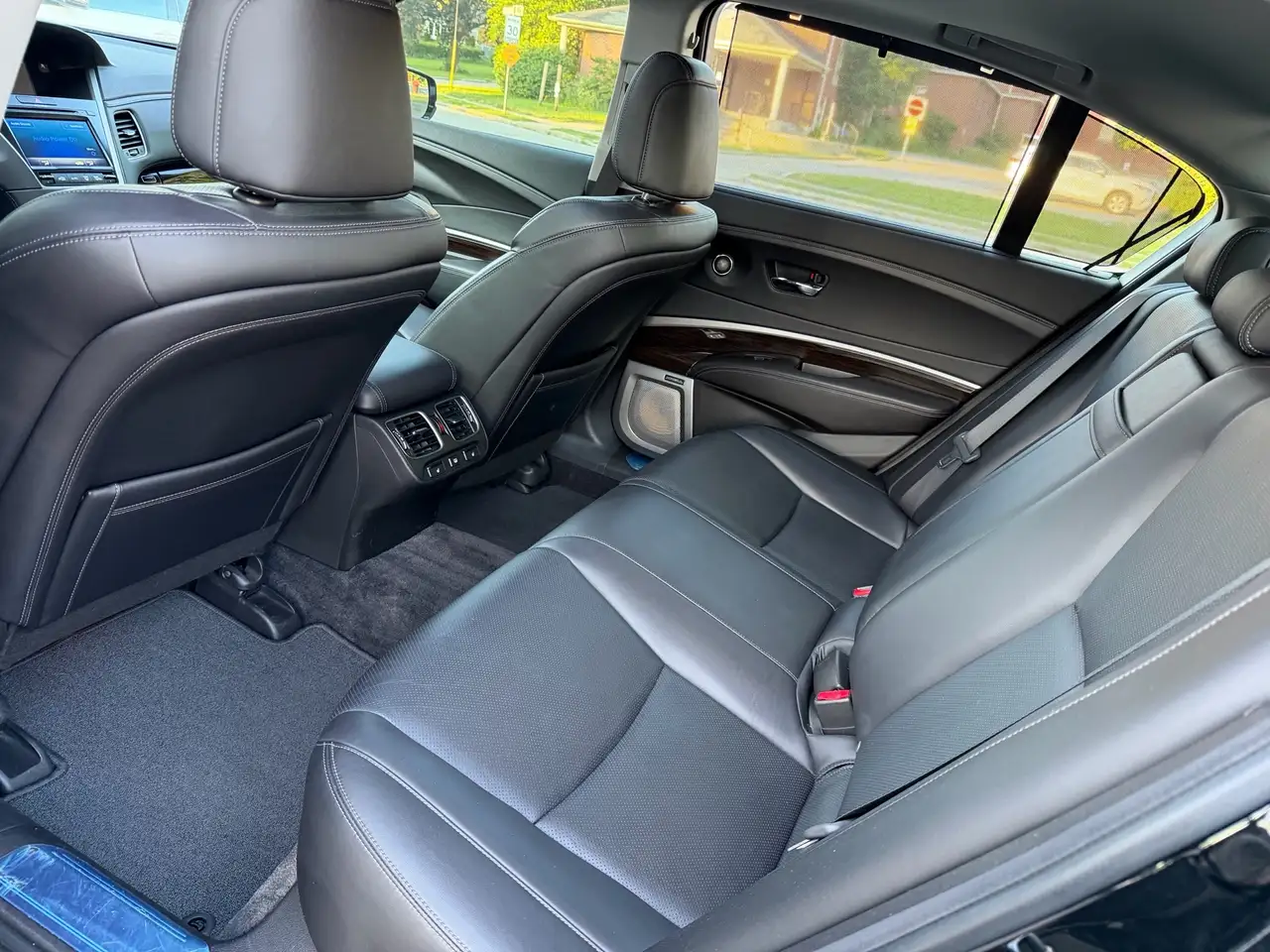 Acura RLX снимка Acura RLX