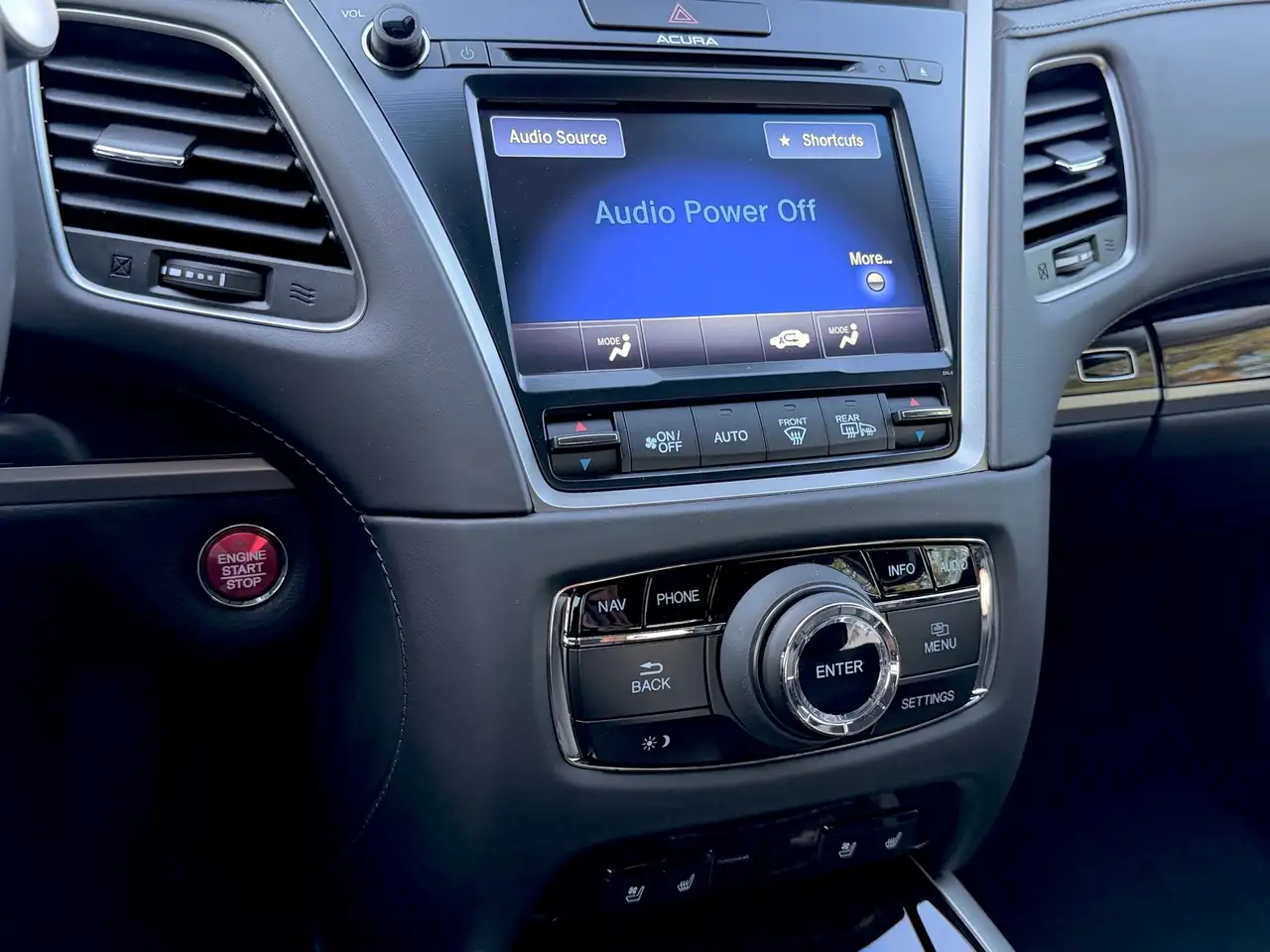 Acura RLX снимка Acura RLX