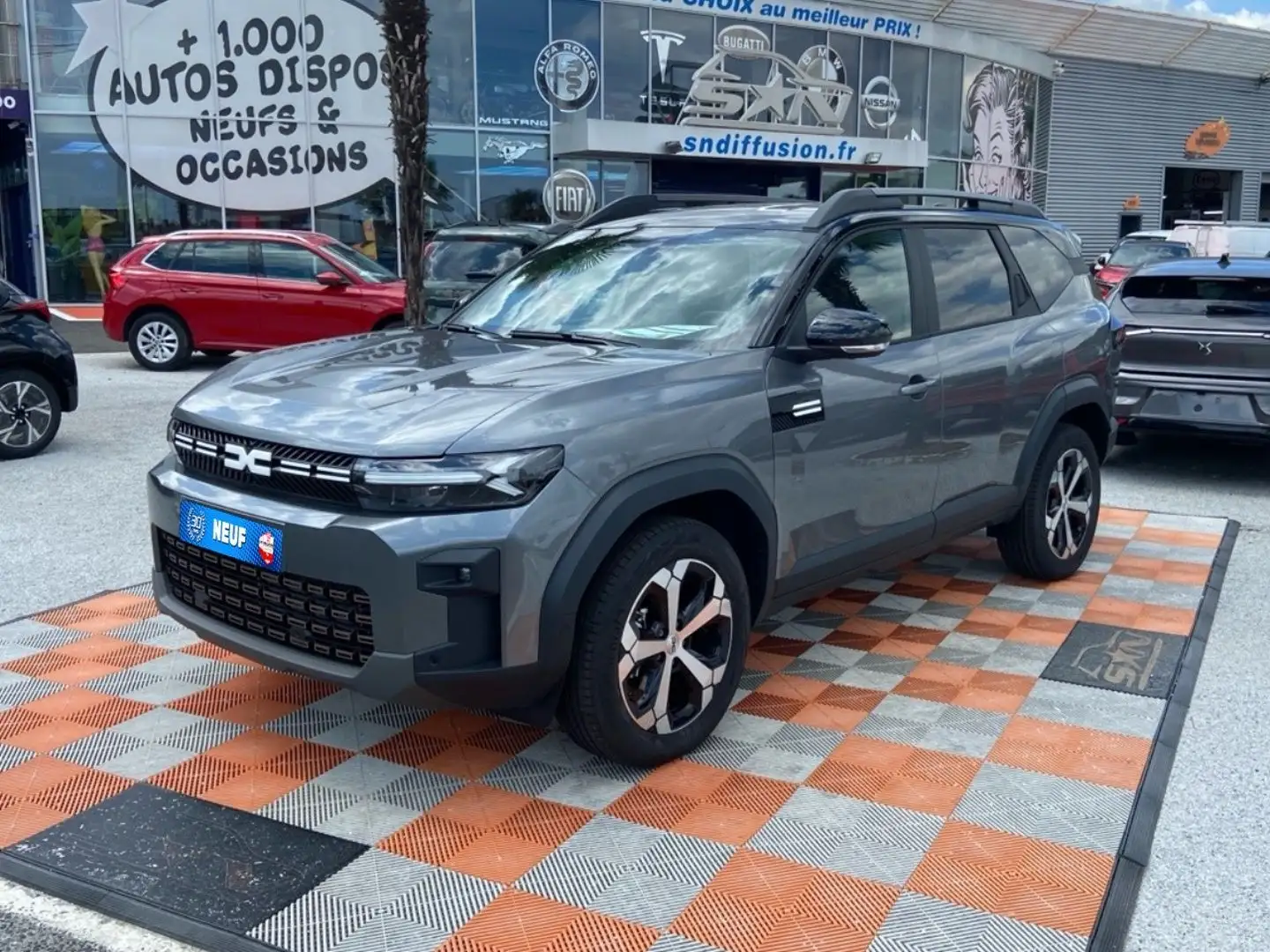 Dacia Bigster HYBRID 155 4X2 JOURNEY PACK PARKING \u0026amp;amp; Gris - 1