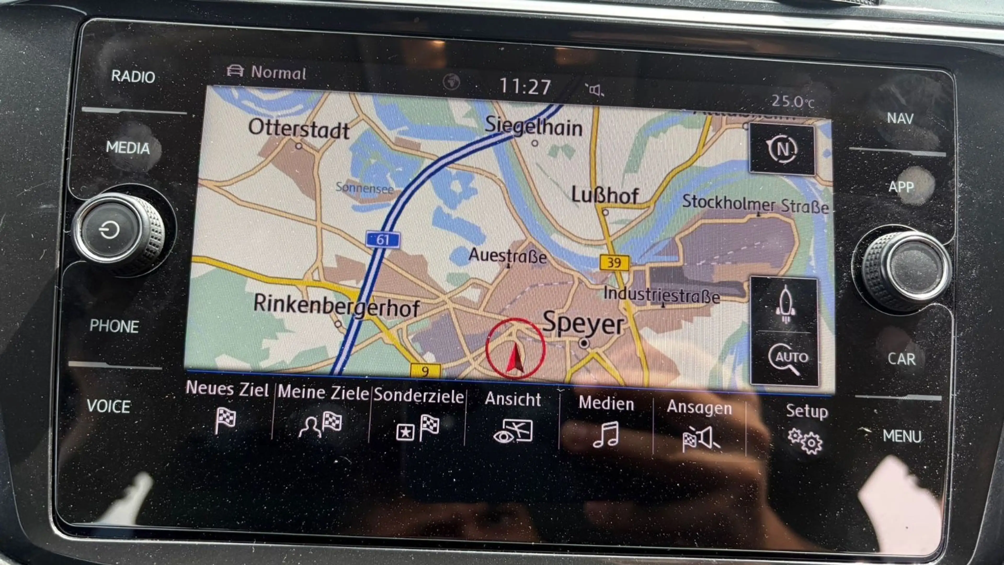Volkswagen Tiguan Comfortline 4Motion|1.HAND|ALLR|SHZ|NAVI| — photo 10