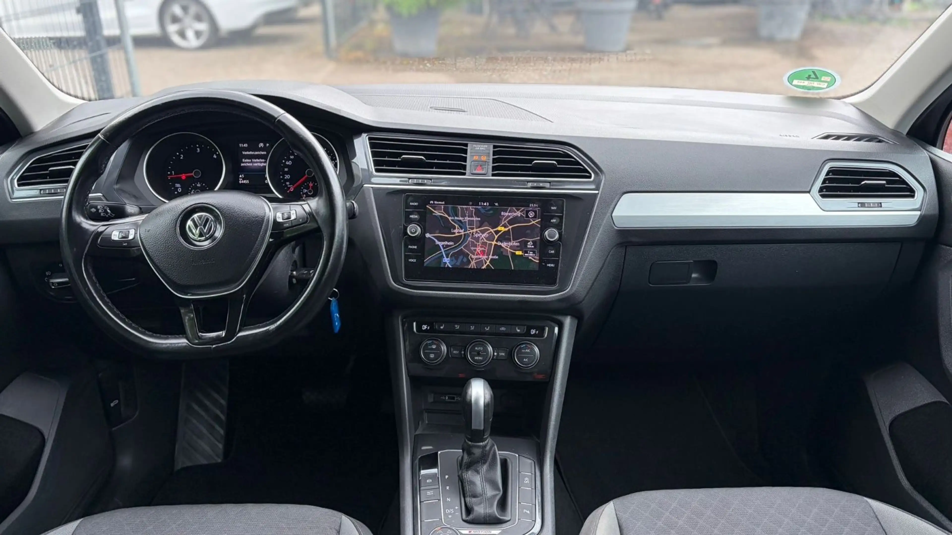 Volkswagen Tiguan Comfortline 4Motion|1.HAND|ALLR|SHZ|NAVI| — photo 7