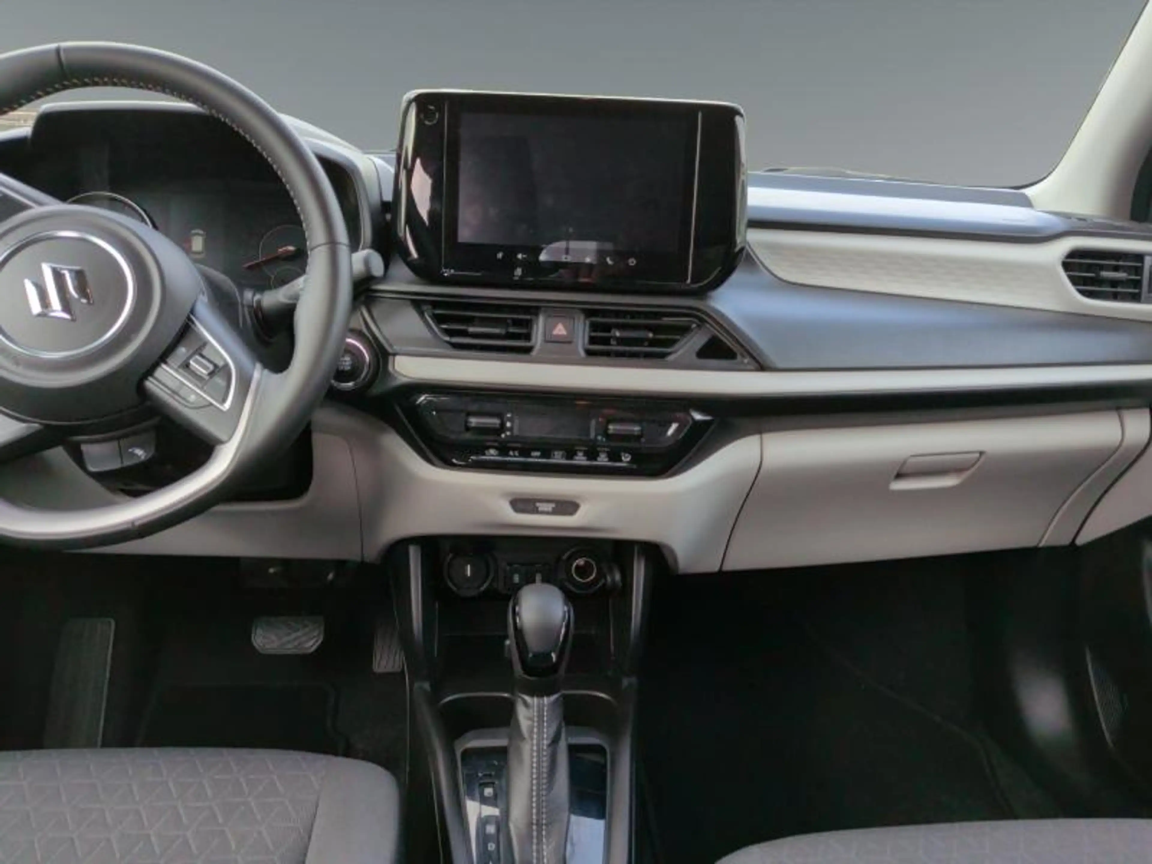 Suzuki Swift GL+ — photo 7