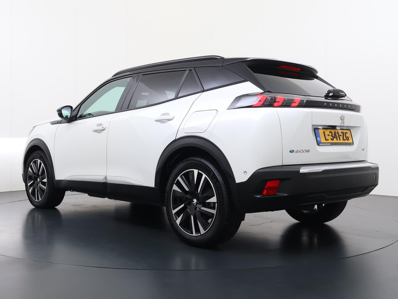 Peugeot e-2008 SUV GT Pack 50 kWh | Navigatie | Camera achter | P — photo 5