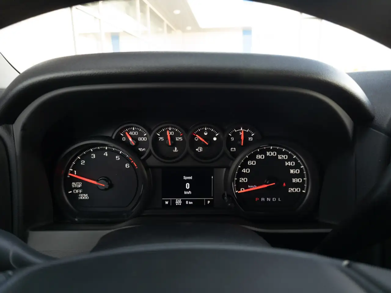 Chevrolet Silverado 1500 снимка Chevrolet Silverado 1500