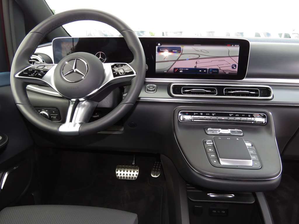 Mercedes-Benz EQV 300
