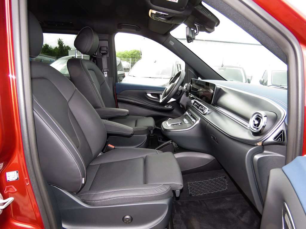 Mercedes-Benz EQV 300