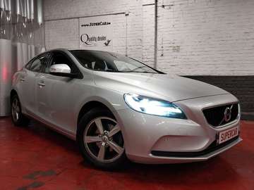 V40 2.0 D2 Kinetic * BLTH * CAPT AV/AR* 212 X 48M*
