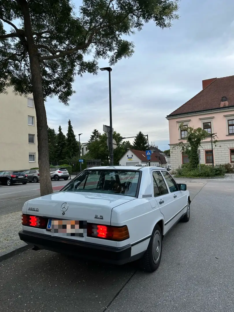 Mercedes-Benz 190 D 2,5 Ds. Weiß - 2