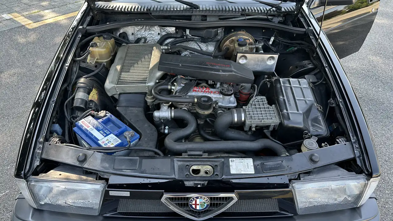 Alfa Romeo 75 1.8t America, foto 4