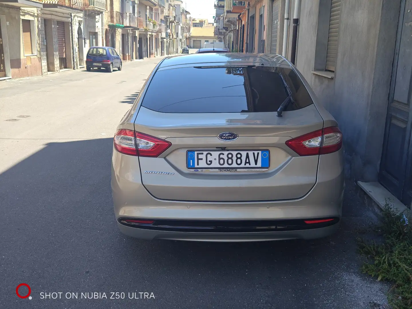 Ford Mondeo 5p 2.0 tdci Titanium s&s 150cv powershift - 2