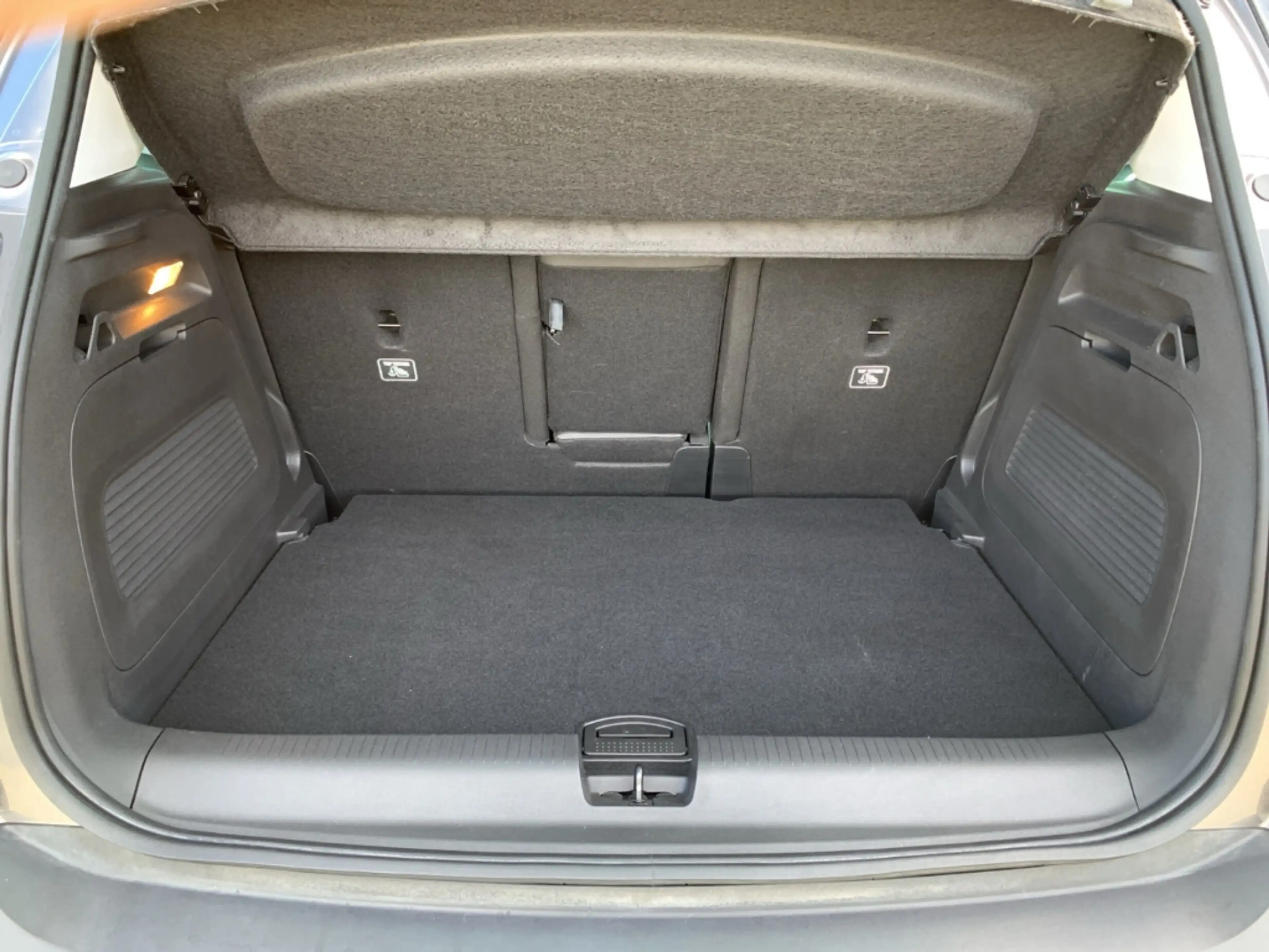 Opel Crossland X ELEGANCE 1.2 Turbo SHZ+LHZ+KAMERA+ — photo 12