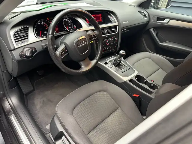 Audi A5 view 14