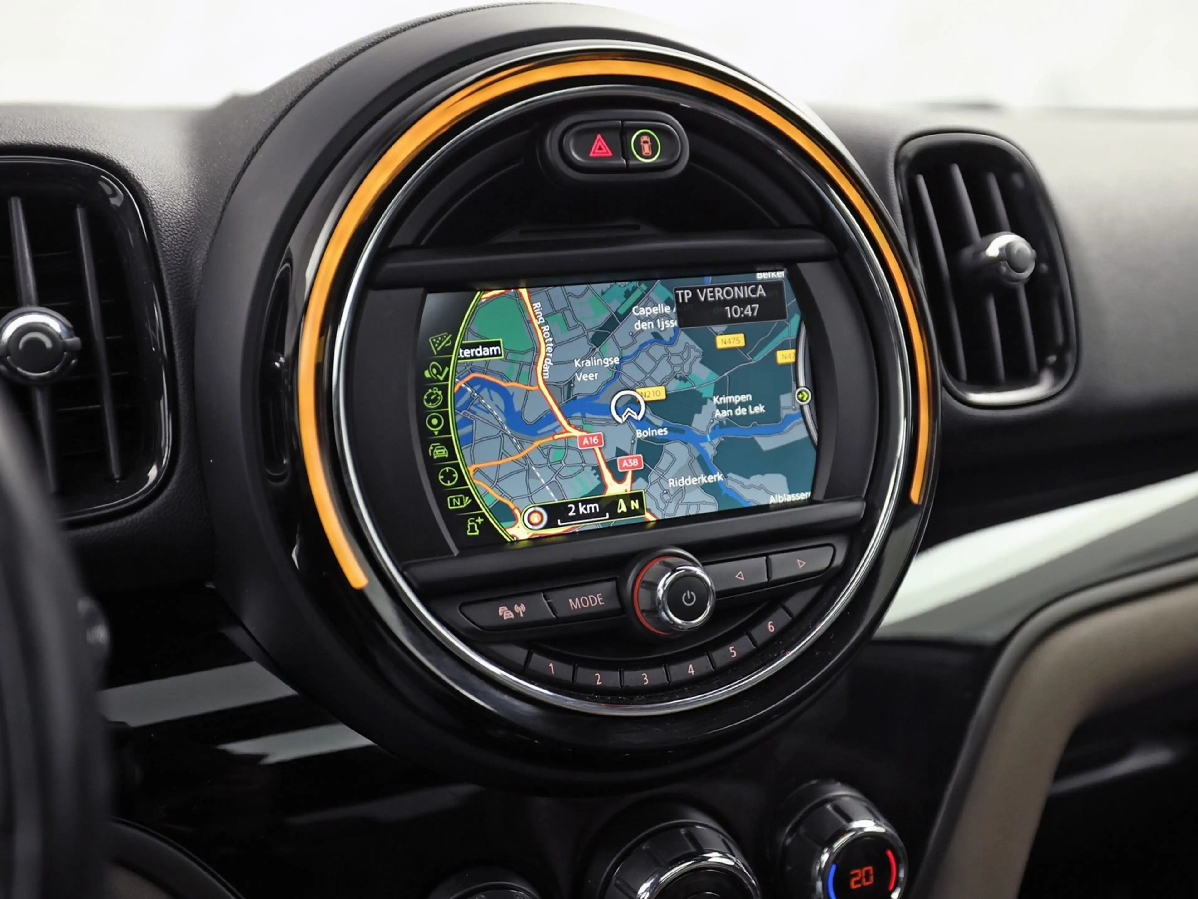 MINI Cooper Countryman 1.5 Automaat (PANORAMADAK, NAVIGATIE, BRUIN LEDER, — photo 9