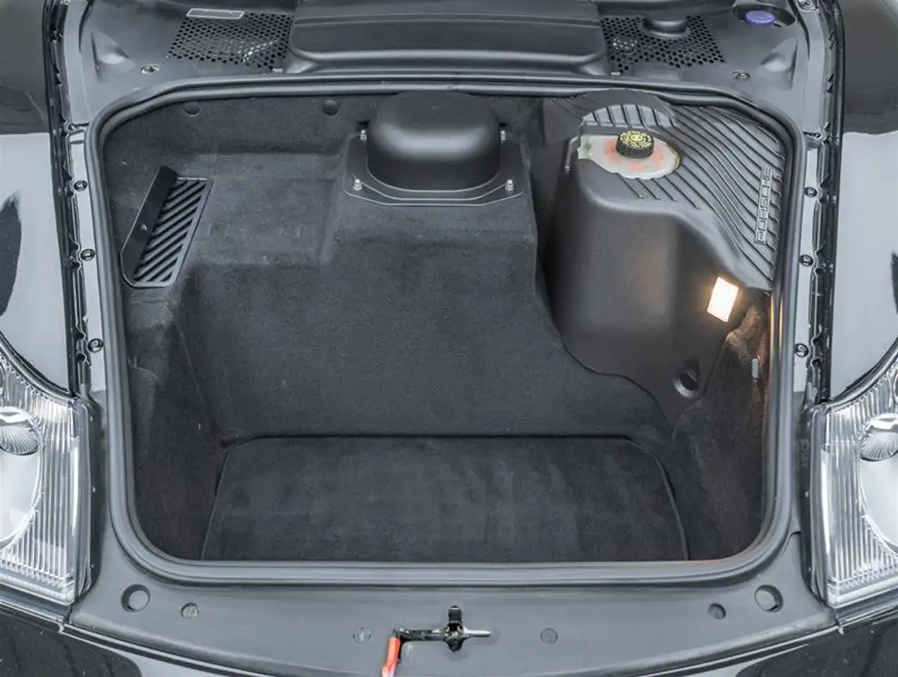 Porsche 911 снимка Porsche 911