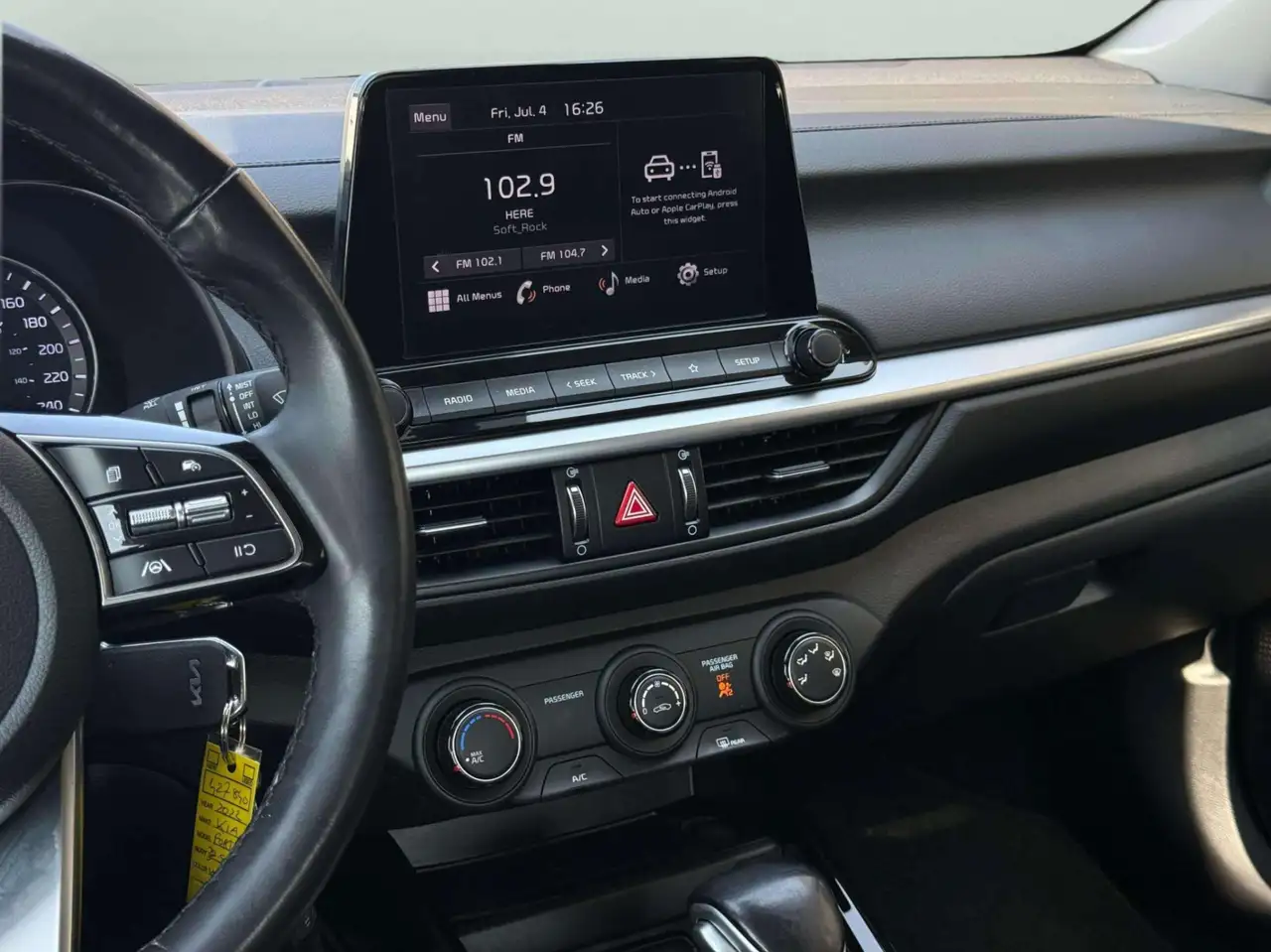 Kia Forte снимка Kia Forte