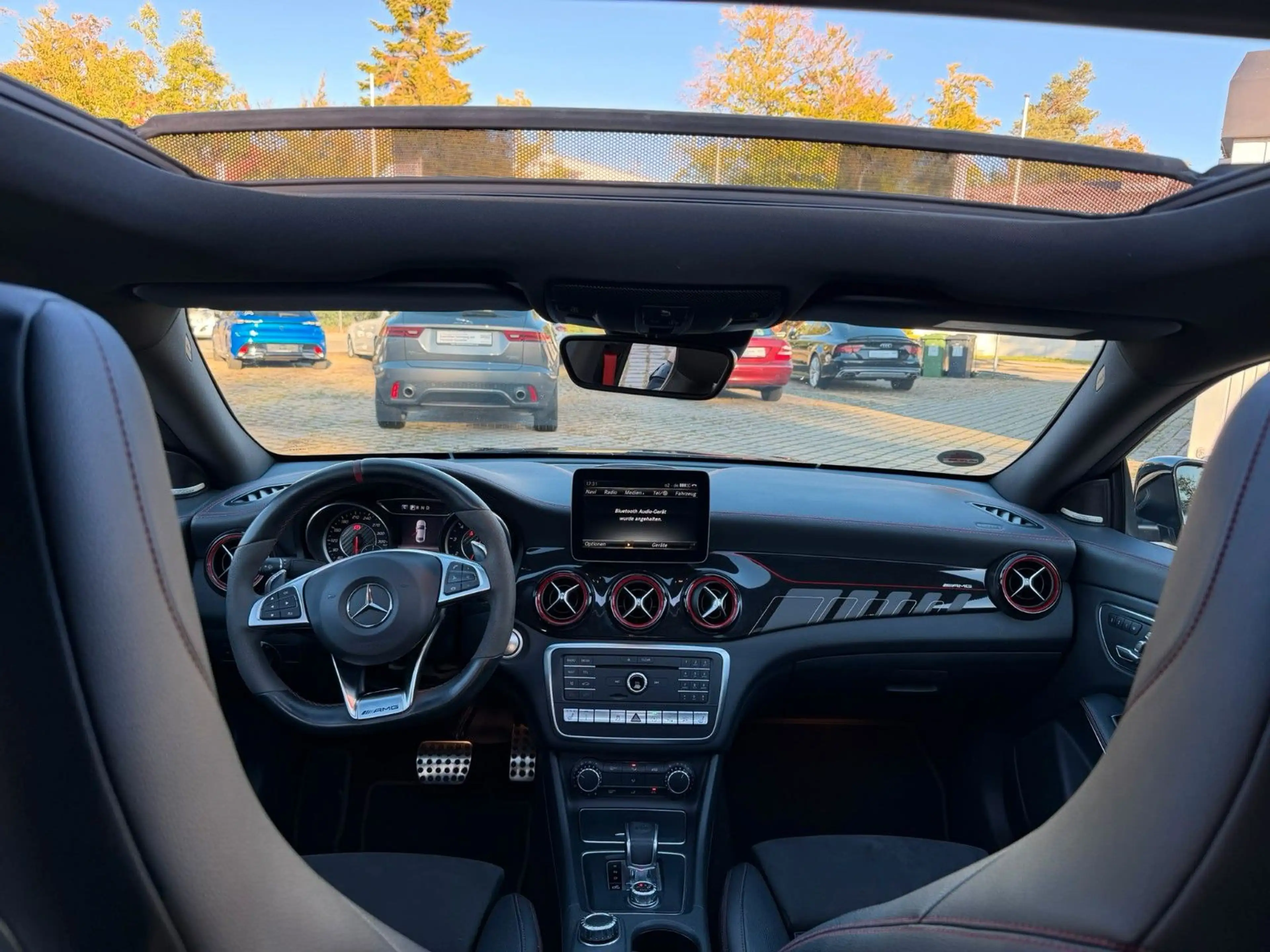 Mercedes-Benz CLA 45 AMG 4Matic Facelift Vollausstattung — photo 9