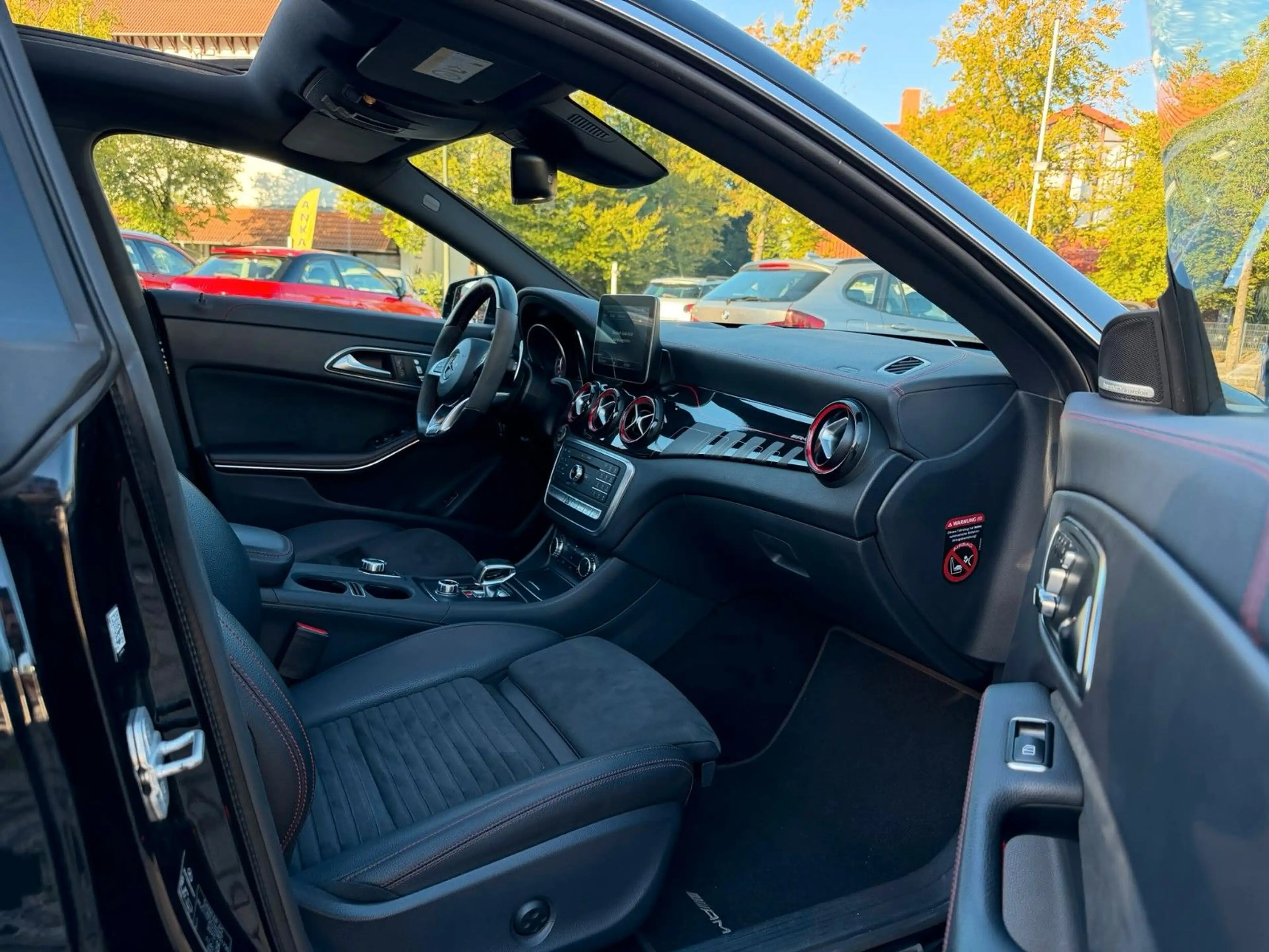 Mercedes-Benz CLA 45 AMG 4Matic Facelift Vollausstattung — photo 13