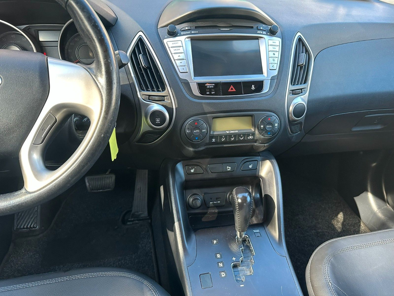 Hyundai iX35 2.0 Style 2WD*Aut*Leder*Navi*R_Cam*AHK*Top* — photo 12