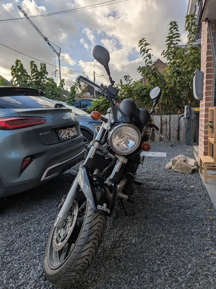 Suzuki GSF 650