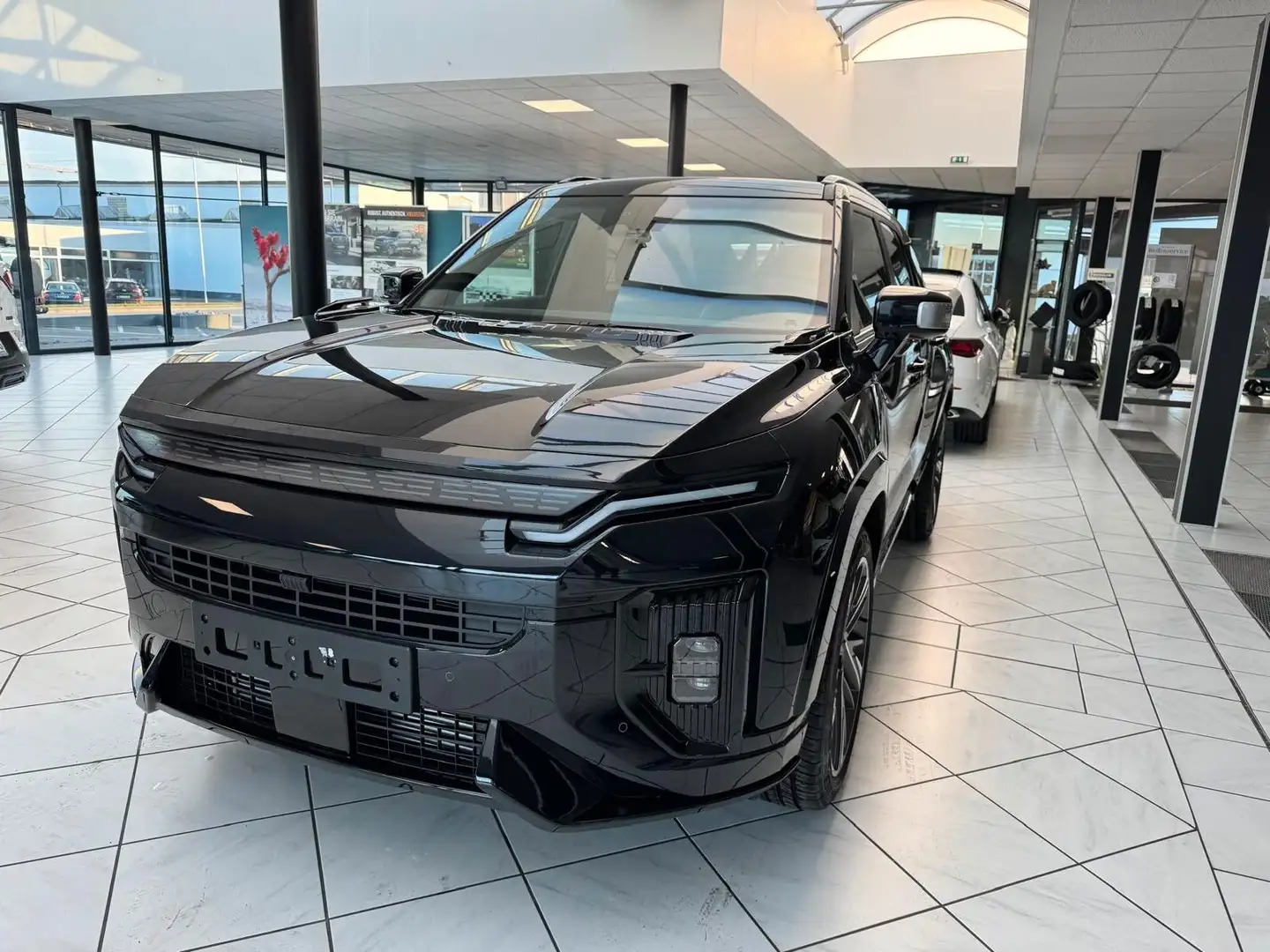 KGM Actyon 1.5 Bliss 4WD Schwarz - 1