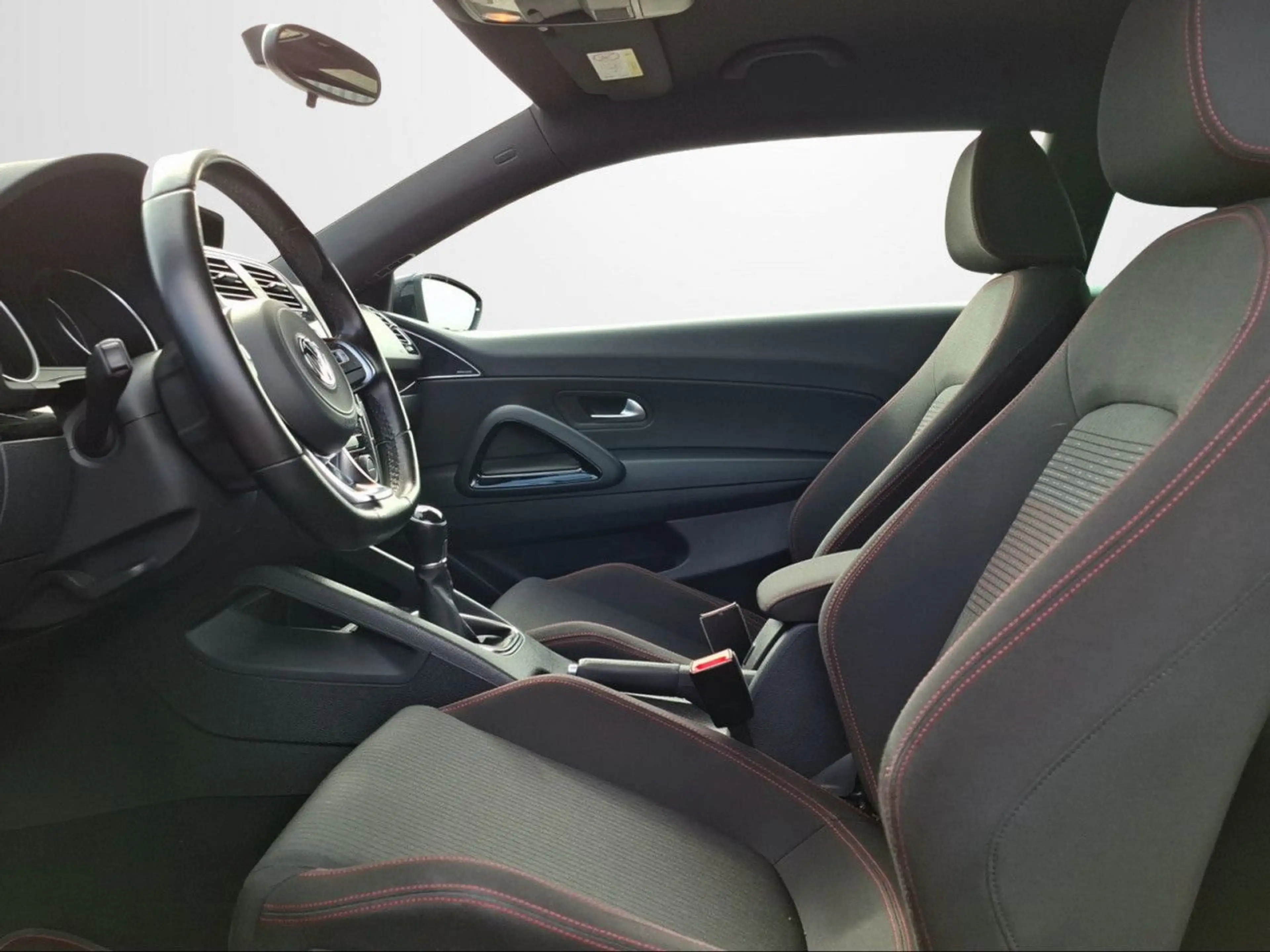 Volkswagen Scirocco 1.4 TSI SOUND SHZ+NAVI+APP+XENON Klima — photo 8