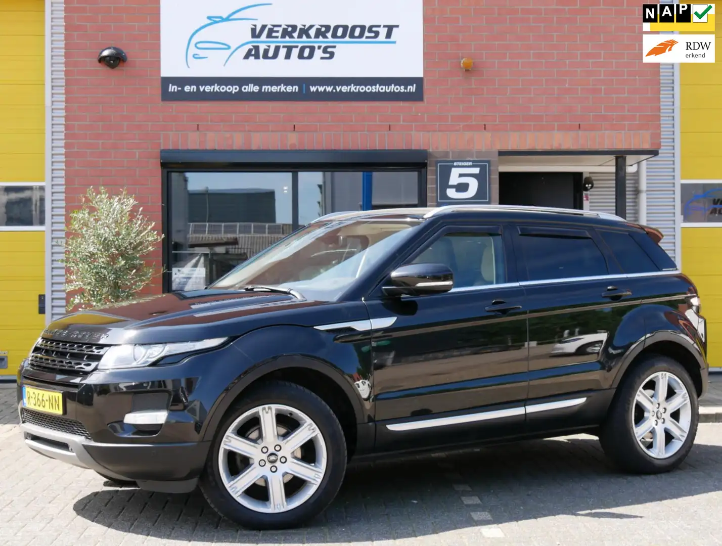 Land Rover Range Rover Evoque 2.2 SD4 4WD Prestige. leder. navi. clima Zwart - 1