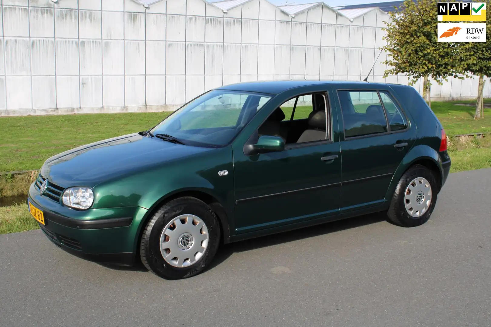 Volkswagen Golf 1.4-16V Trendline 5 Drs Grün - 1