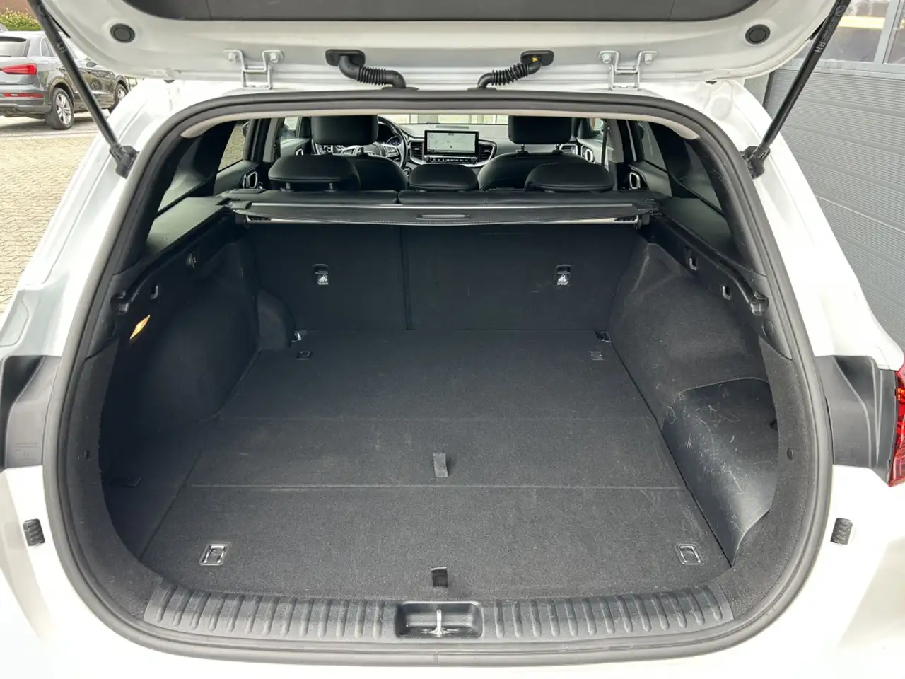 Kia Ceed 1.6 GDI PHEV 141pk DCT6 DynamicPlusLine, миниатюра 17